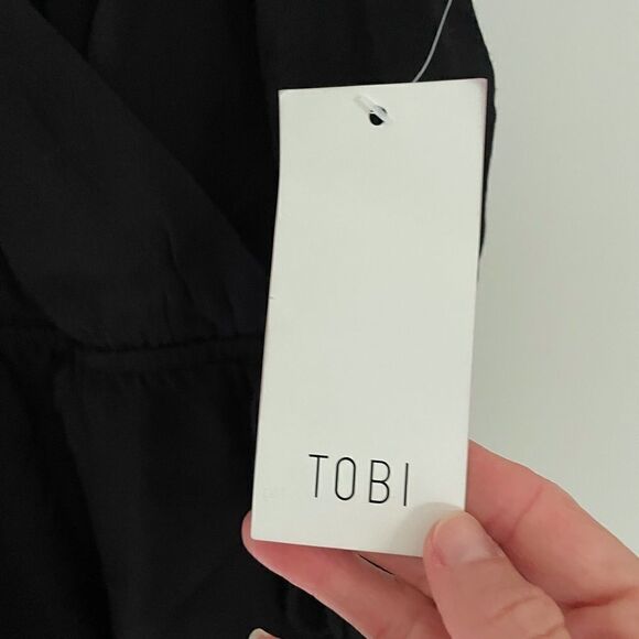 NWT Tobi Split Ways Wrap Romper - Picture 9 of 9